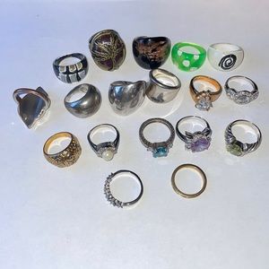 Lot of 18 Fashion Rings Various Sizes and Styles